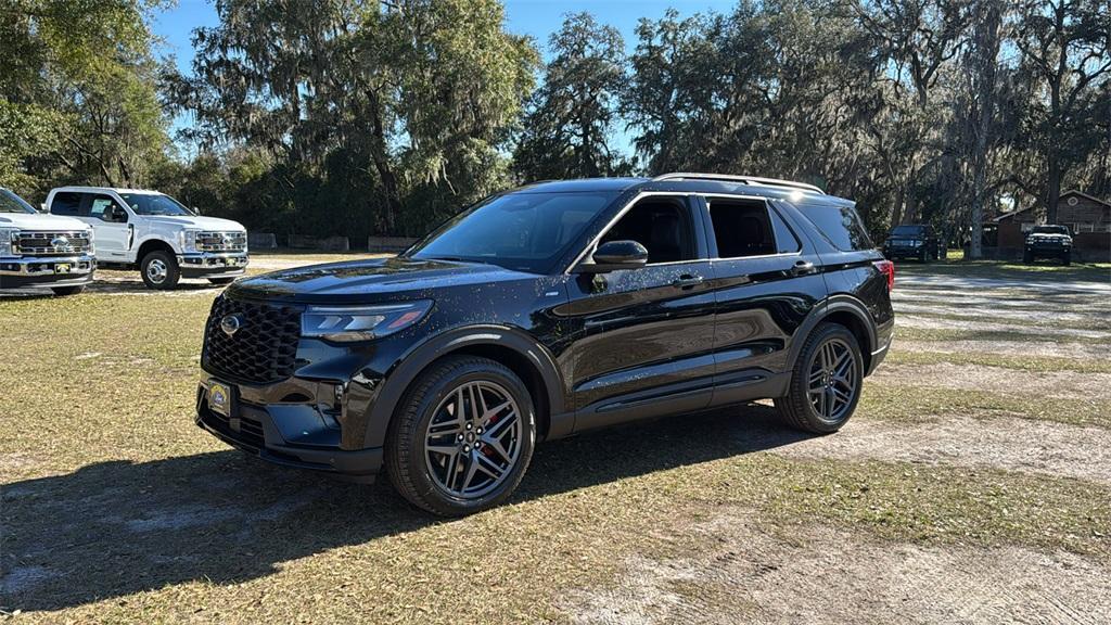 new 2025 Ford Explorer car, priced at $47,705