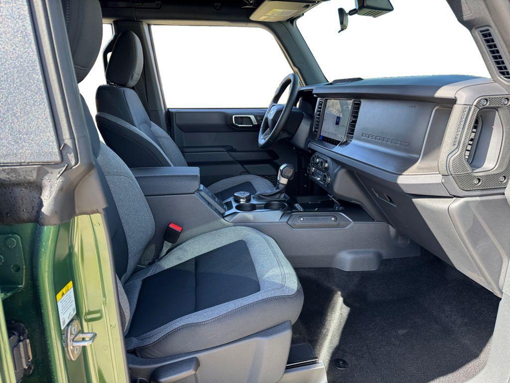 new 2025 Ford Bronco car, priced at $48,095