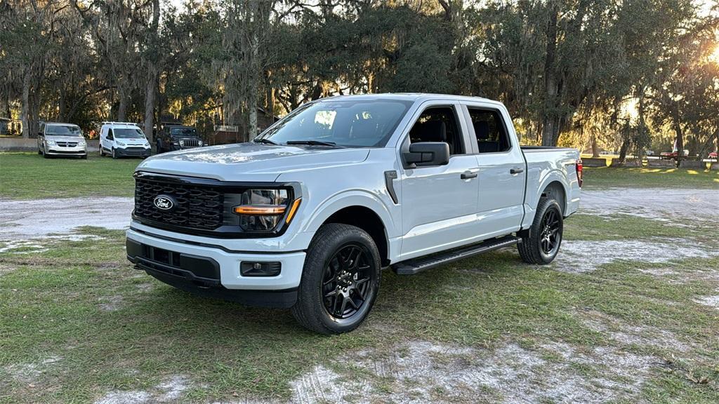 new 2024 Ford F-150 car, priced at $54,304