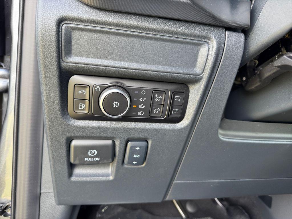 new 2025 Ford F-150 car, priced at $75,095