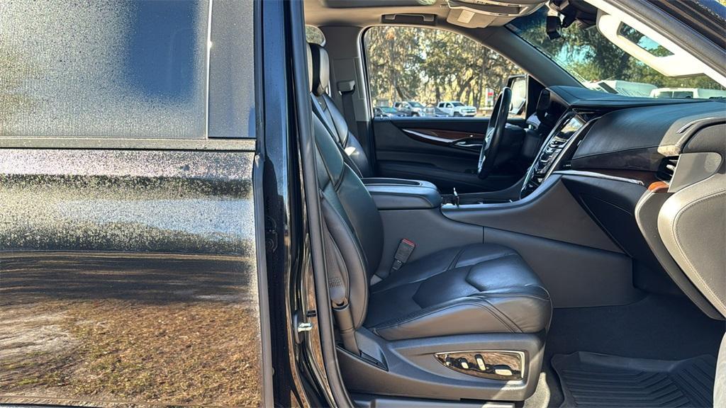 used 2019 Cadillac Escalade car, priced at $37,930