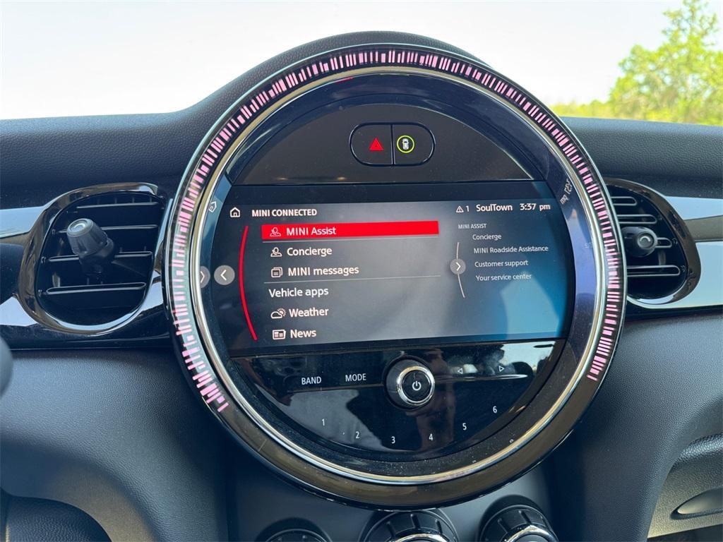 used 2022 MINI Hardtop car, priced at $25,698
