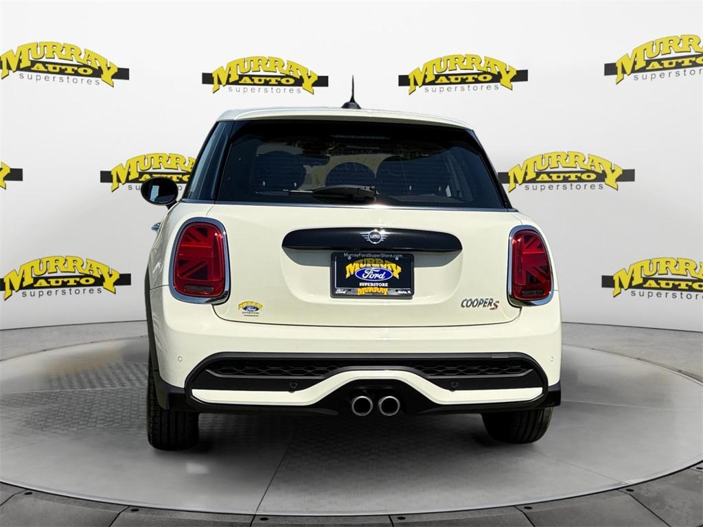 used 2022 MINI Hardtop car, priced at $25,698