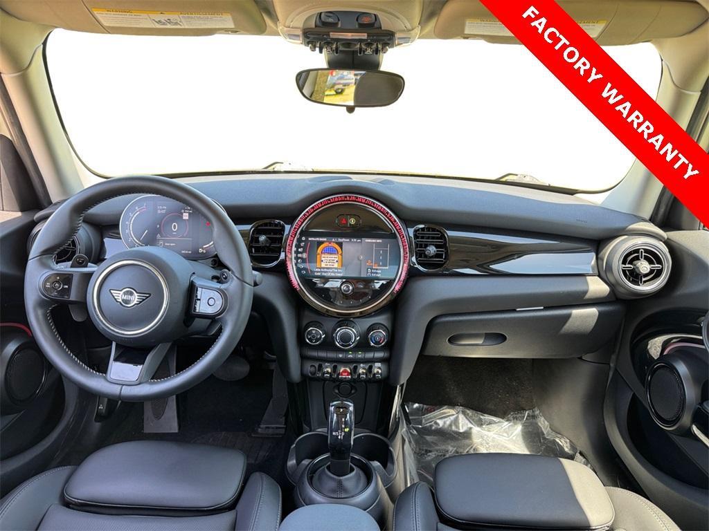 used 2022 MINI Hardtop car, priced at $23,802