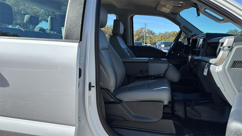 new 2024 Ford F-250 car, priced at $65,791