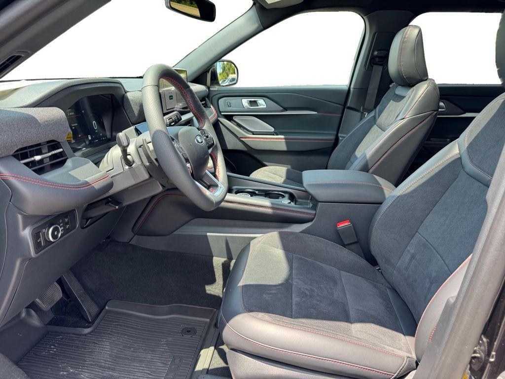 new 2025 Ford Explorer car, priced at $60,515