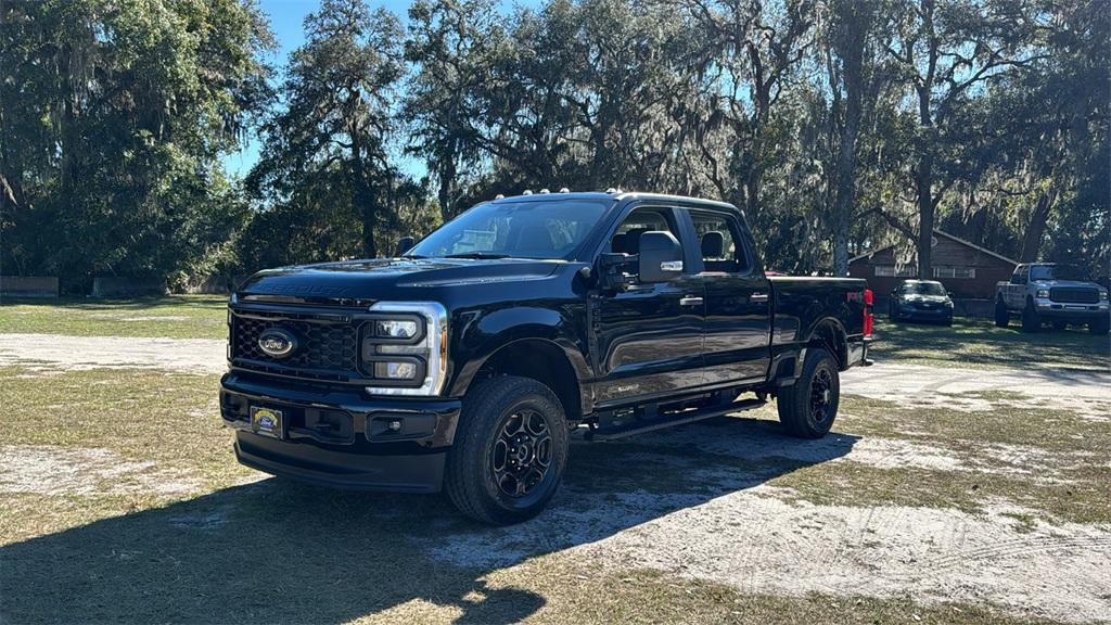 new 2024 Ford F-250 car, priced at $69,423