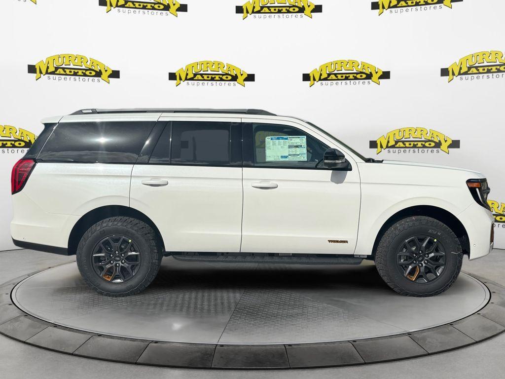 new 2025 Ford Expedition car, priced at $85,685