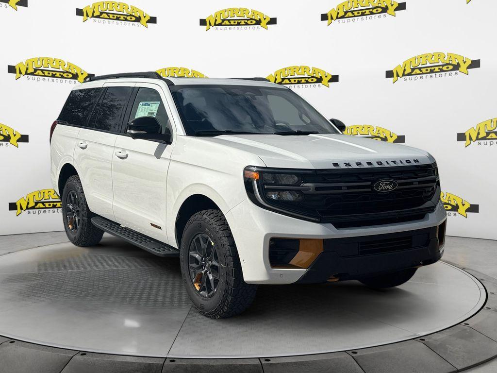 new 2025 Ford Expedition car, priced at $85,685