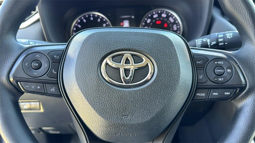 used 2022 Toyota RAV4 car, priced at $25,586