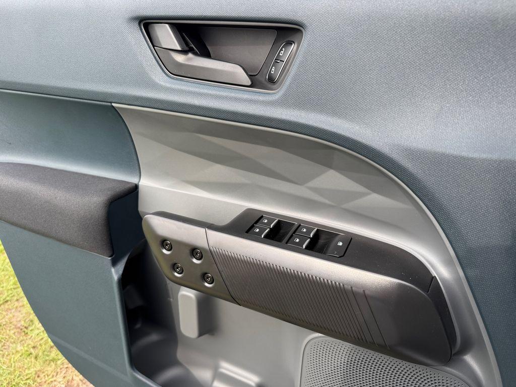 new 2025 Ford Maverick car, priced at $28,462