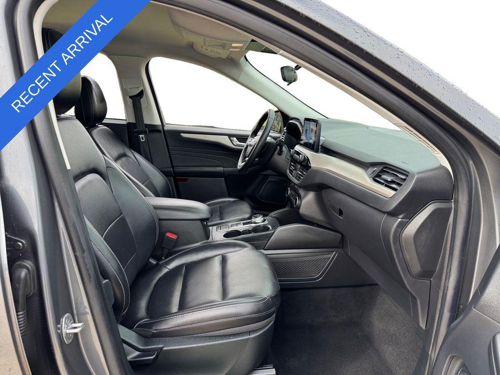 used 2022 Ford Escape car, priced at $24,987