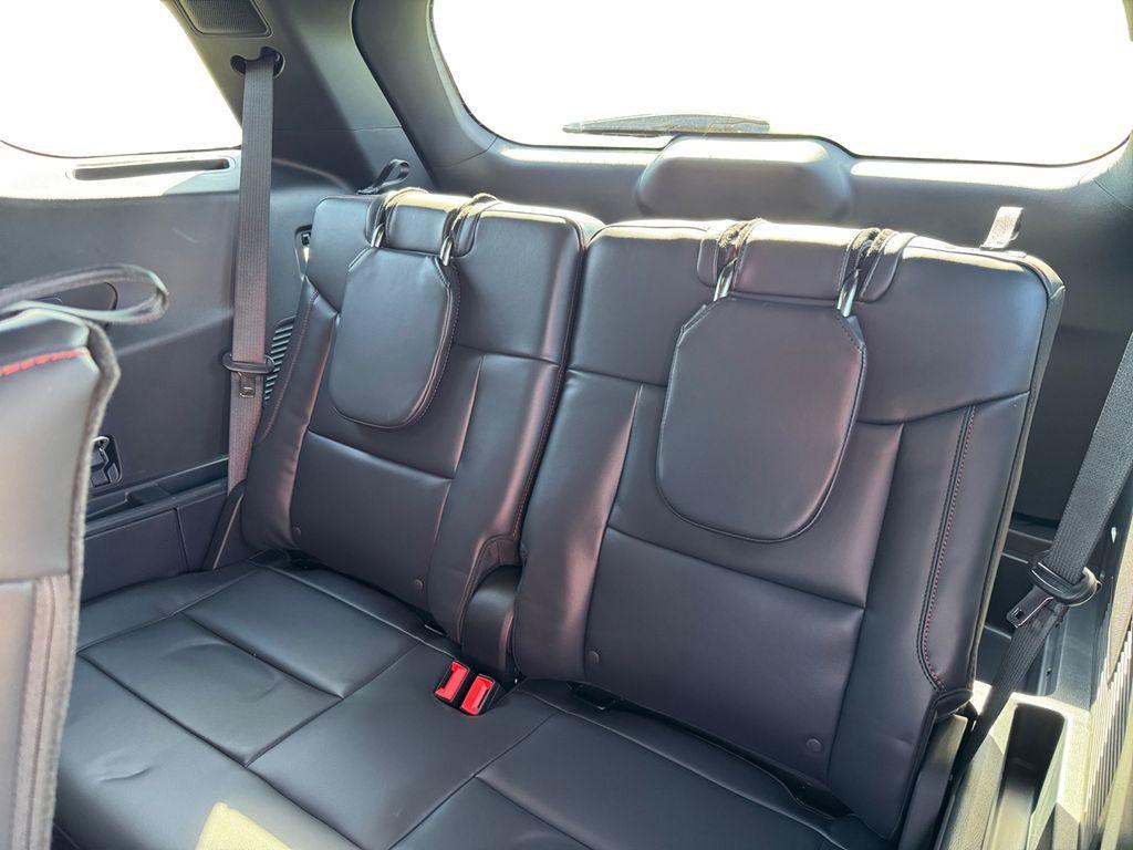 new 2025 Ford Explorer car, priced at $48,930