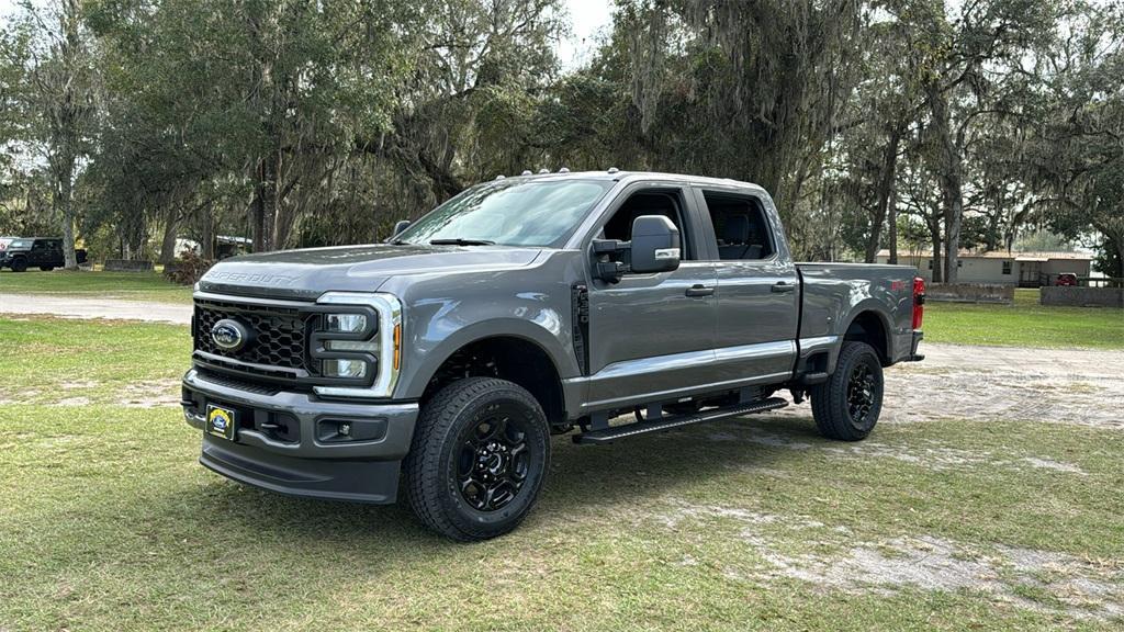 new 2024 Ford F-350 car, priced at $61,777