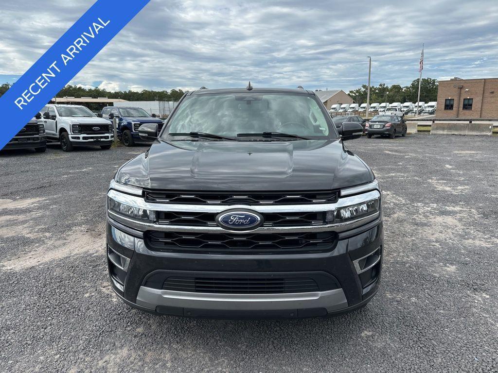 used 2023 Ford Expedition car, priced at $42,987