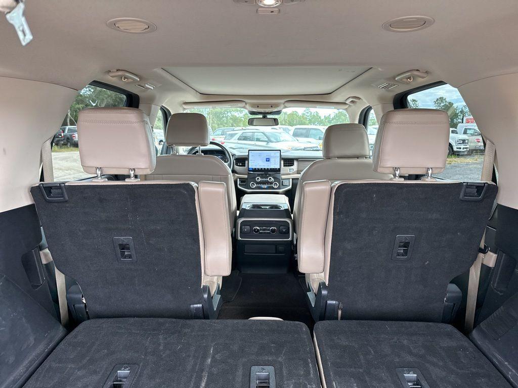 used 2023 Ford Expedition car, priced at $42,777