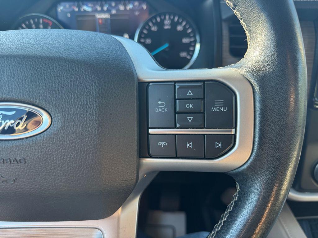 used 2023 Ford Expedition car, priced at $41,903