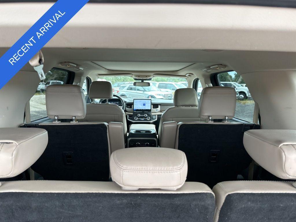 used 2023 Ford Expedition car, priced at $42,987