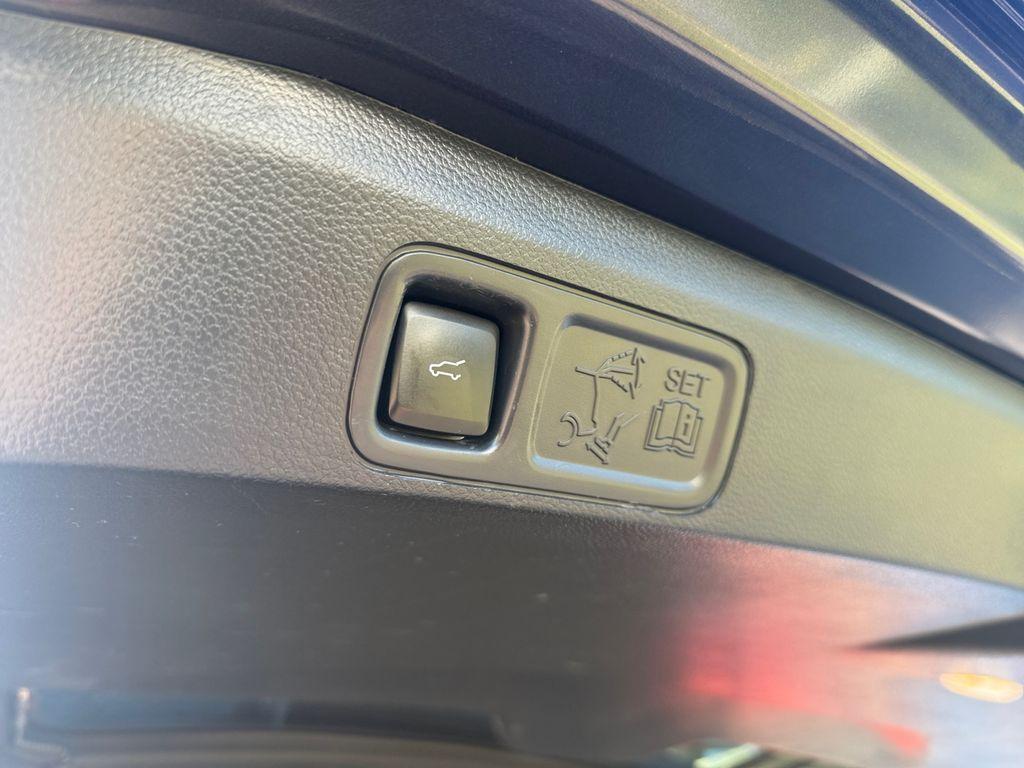used 2023 Ford Expedition car, priced at $41,903