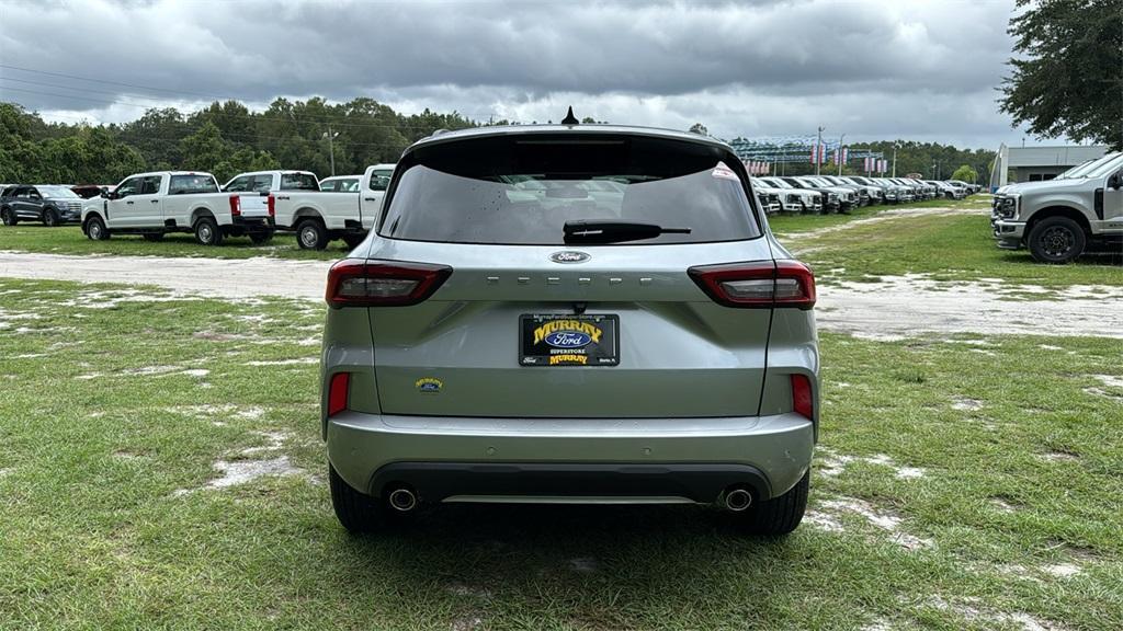 new 2024 Ford Escape car, priced at $30,500