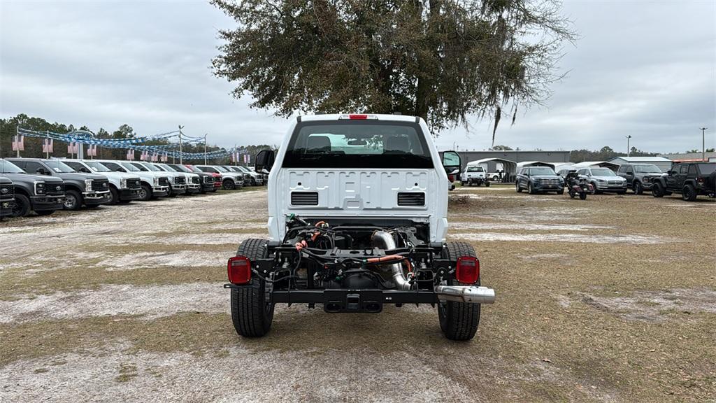 new 2025 Ford F-250 car, priced at $60,275