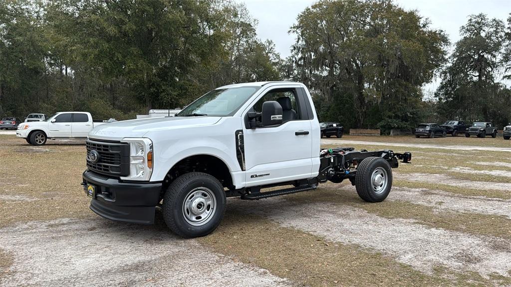 new 2025 Ford F-250 car, priced at $60,275