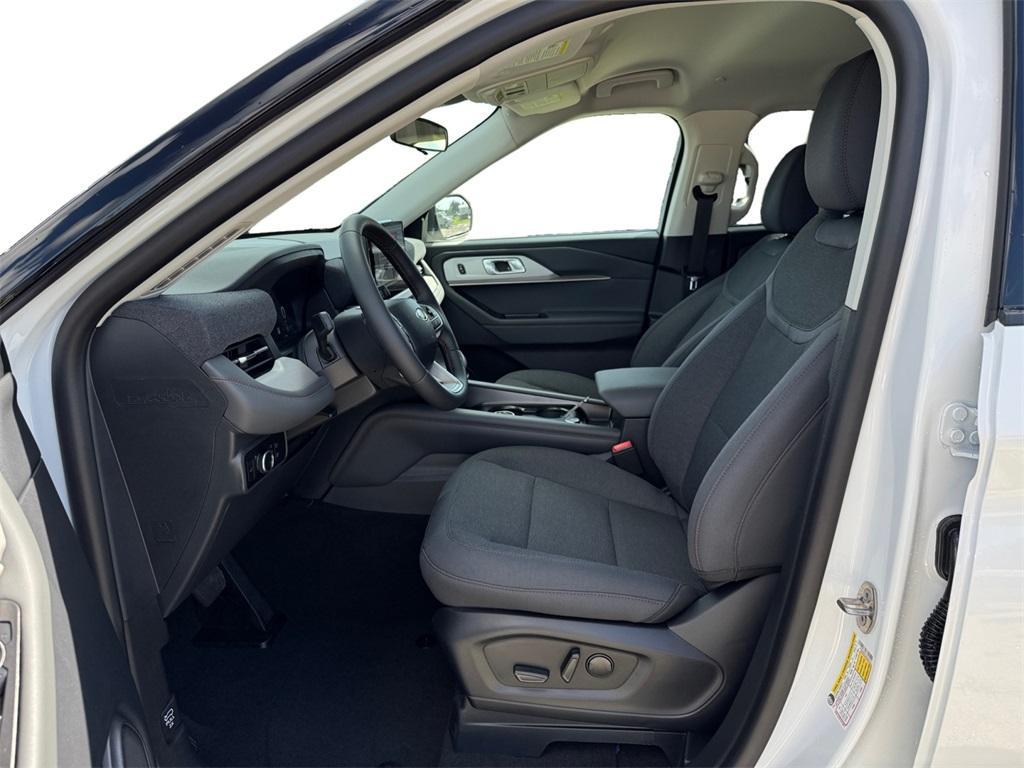 new 2025 Ford Explorer car, priced at $43,745