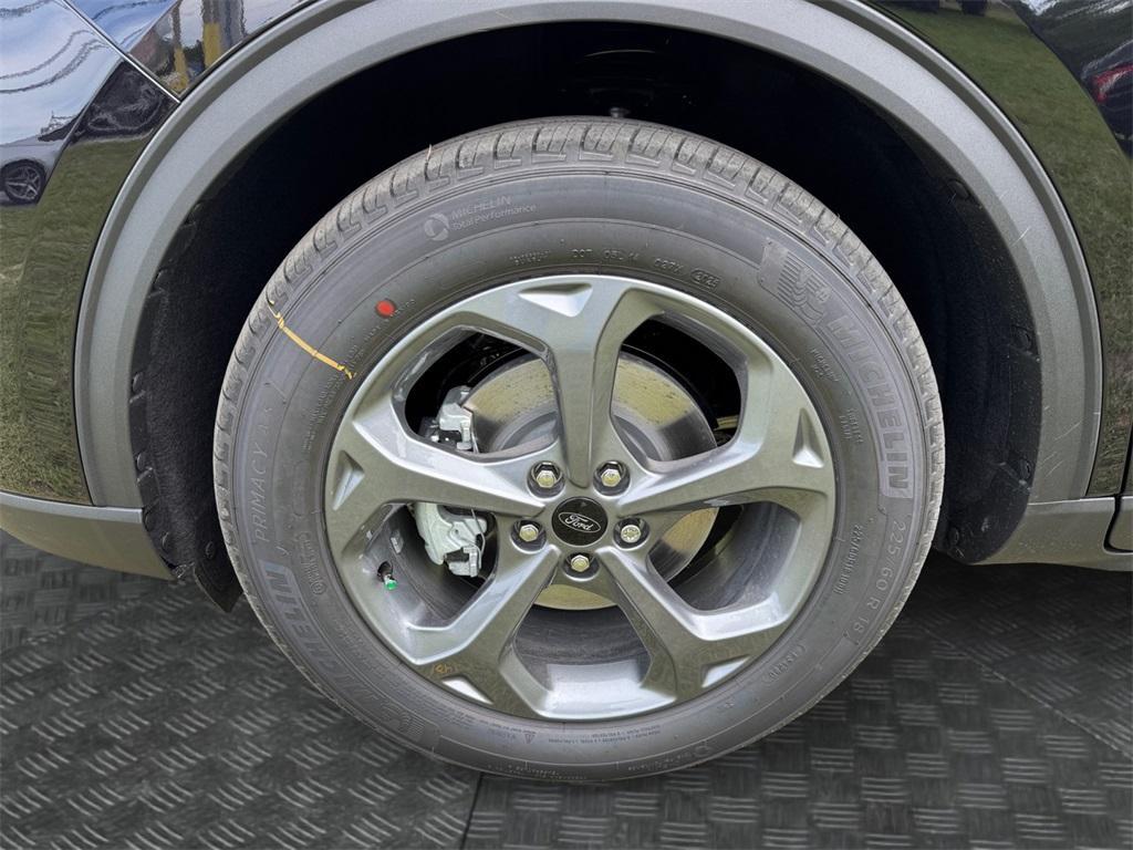 new 2025 Ford Escape car, priced at $35,398