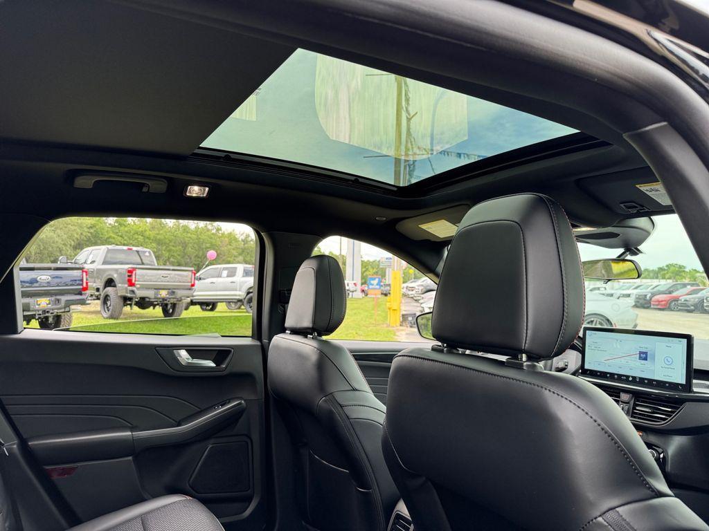 new 2025 Ford Escape car, priced at $37,078