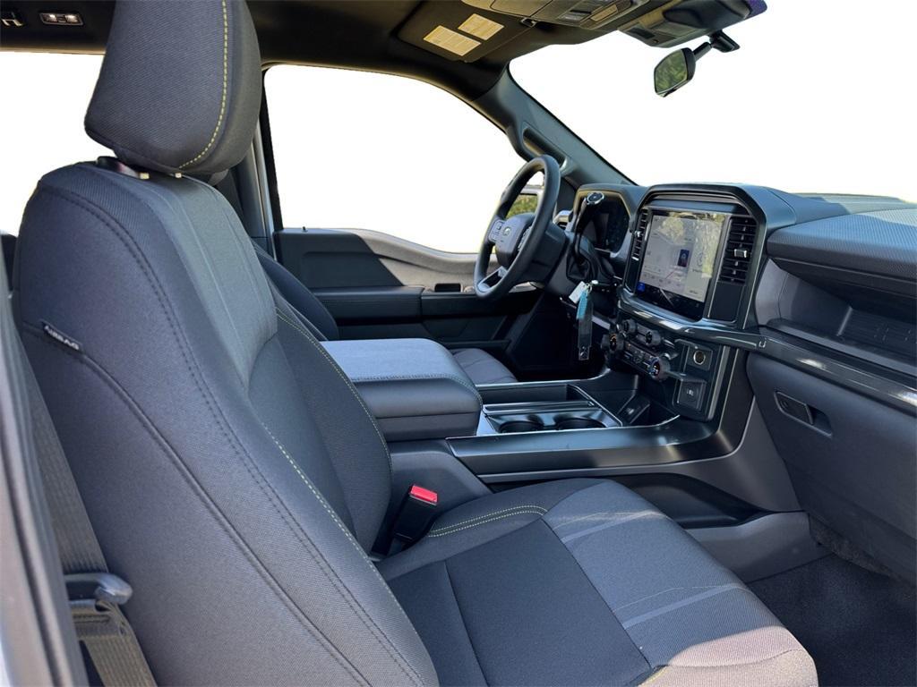 new 2025 Ford F-150 car, priced at $47,564