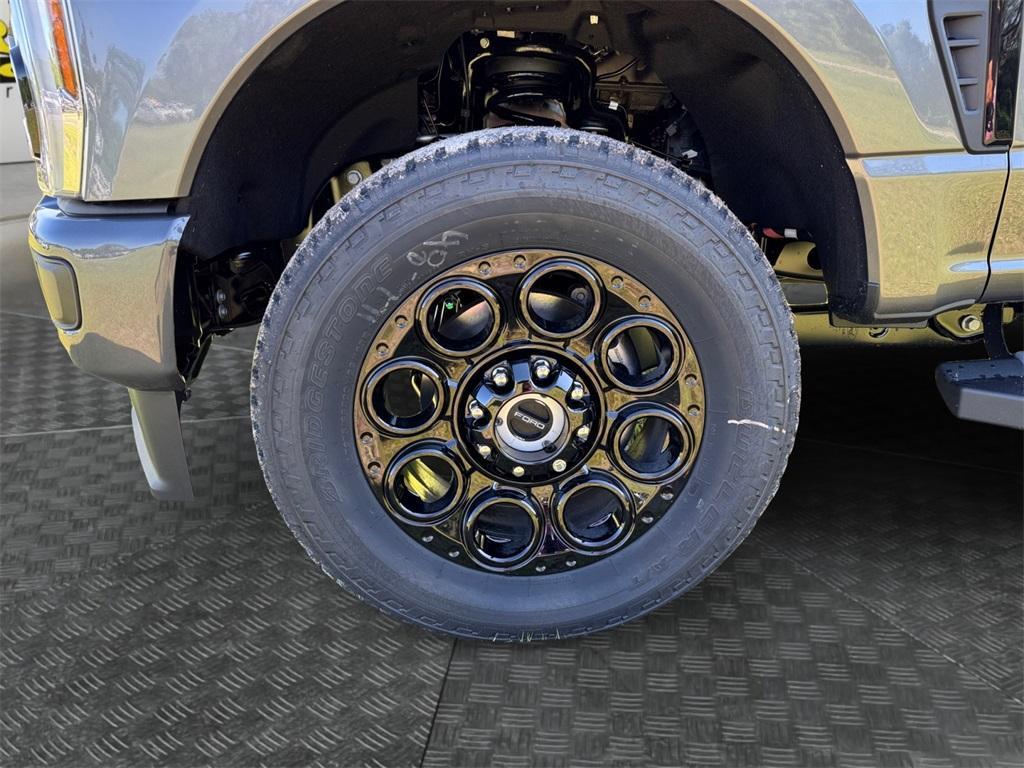 new 2025 Ford F-250 car, priced at $81,937