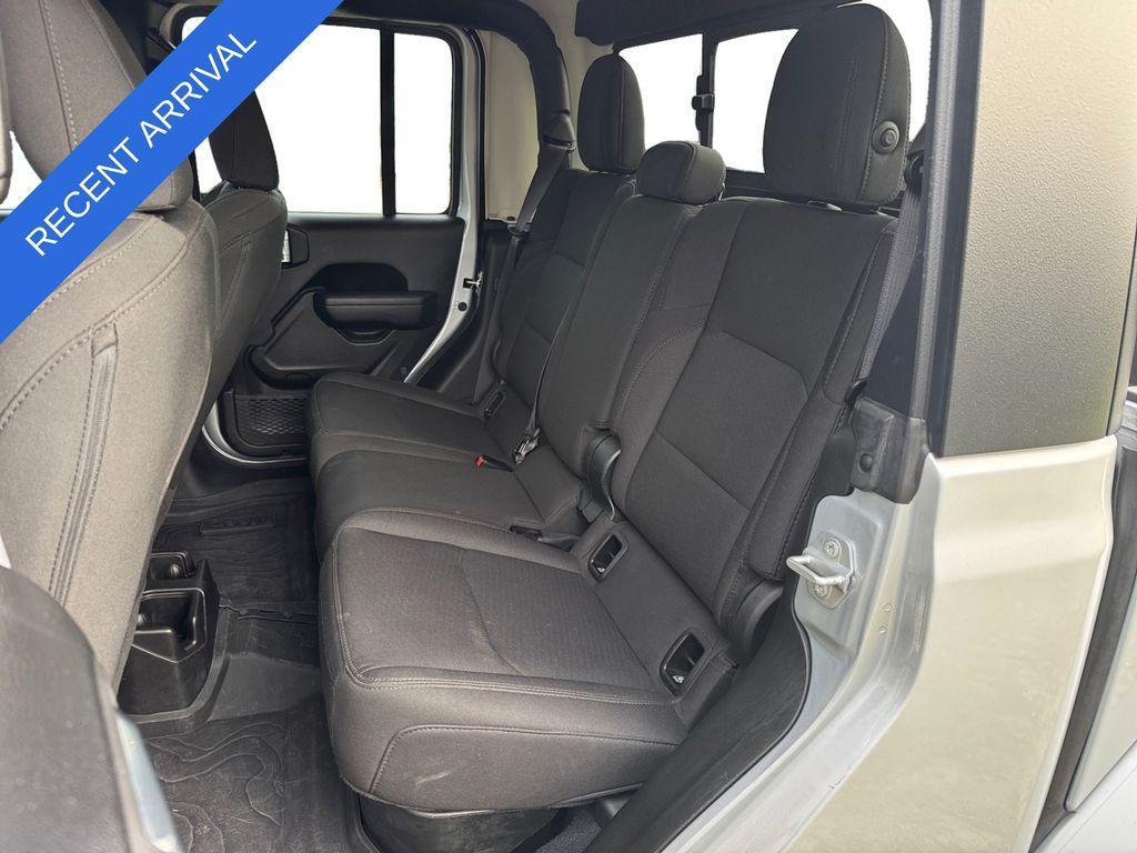 used 2023 Jeep Gladiator car, priced at $31,143