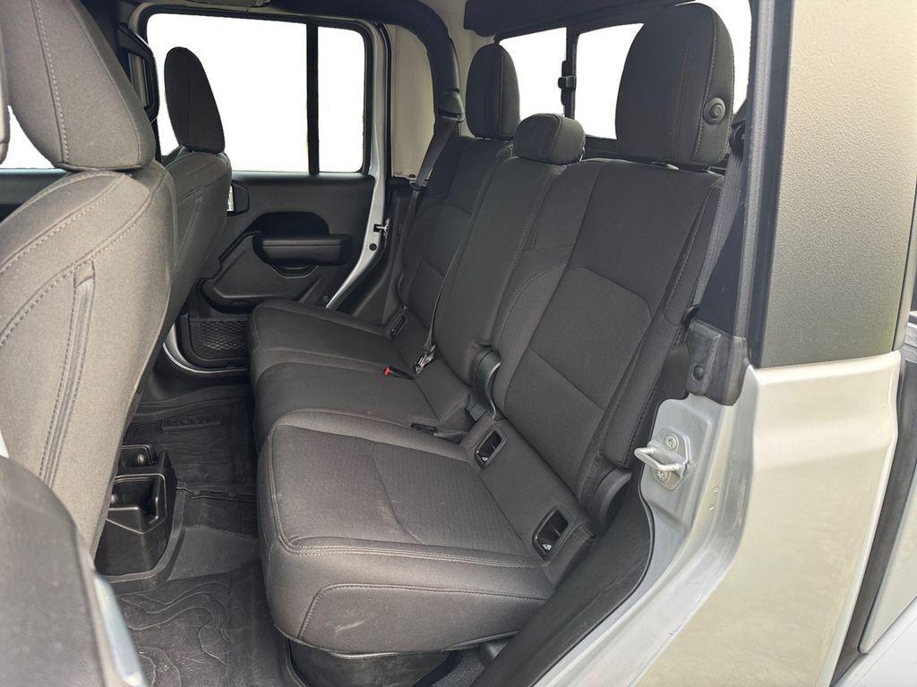 used 2023 Jeep Gladiator car, priced at $28,955