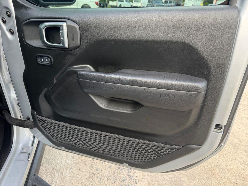 used 2023 Jeep Gladiator car, priced at $28,955