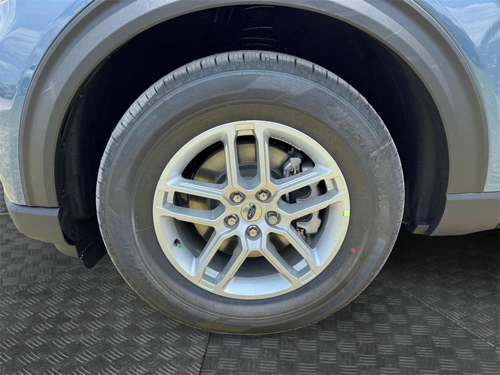 new 2025 Ford Explorer car, priced at $42,240