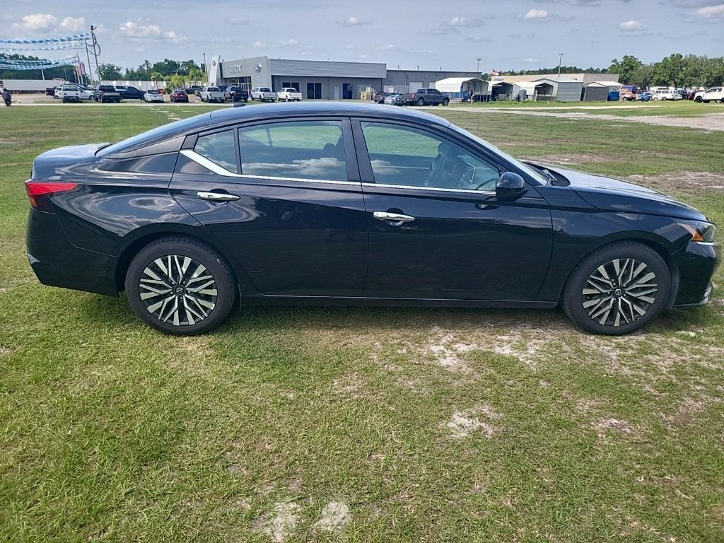 used 2023 Nissan Altima car, priced at $21,759