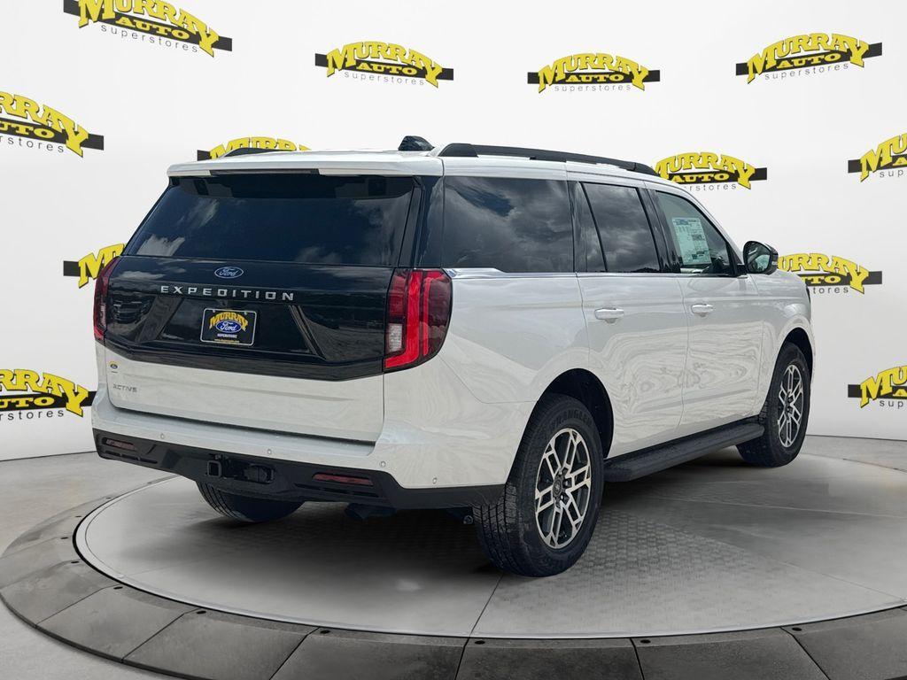 new 2025 Ford Expedition car, priced at $71,285