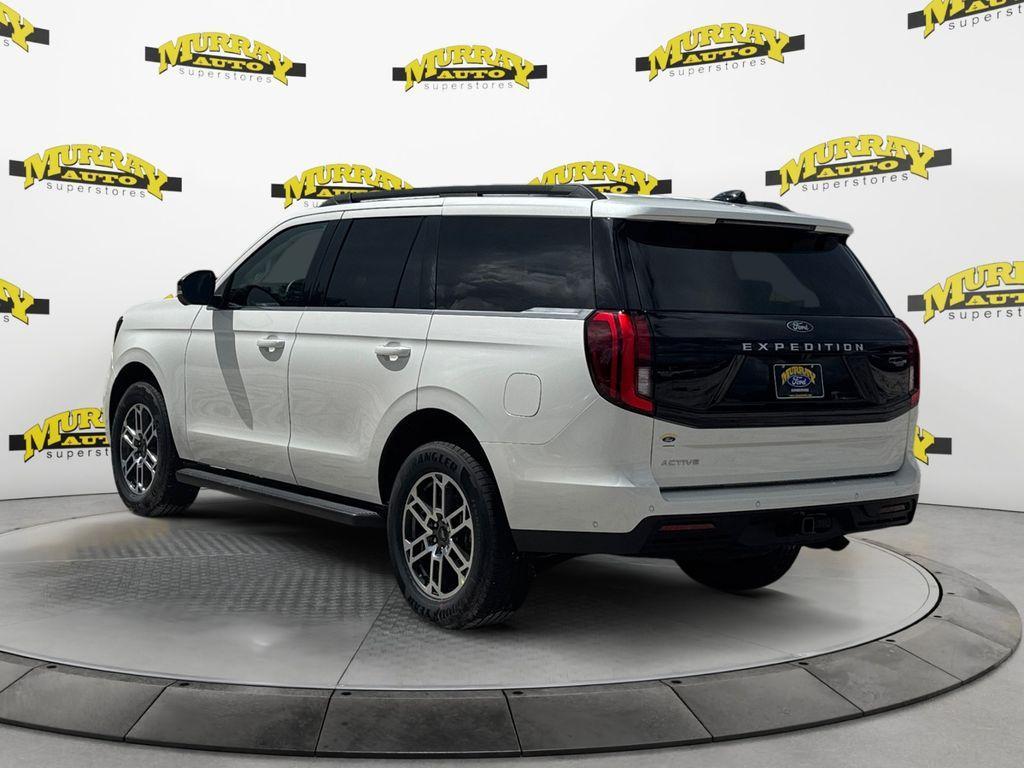 new 2025 Ford Expedition car, priced at $71,285