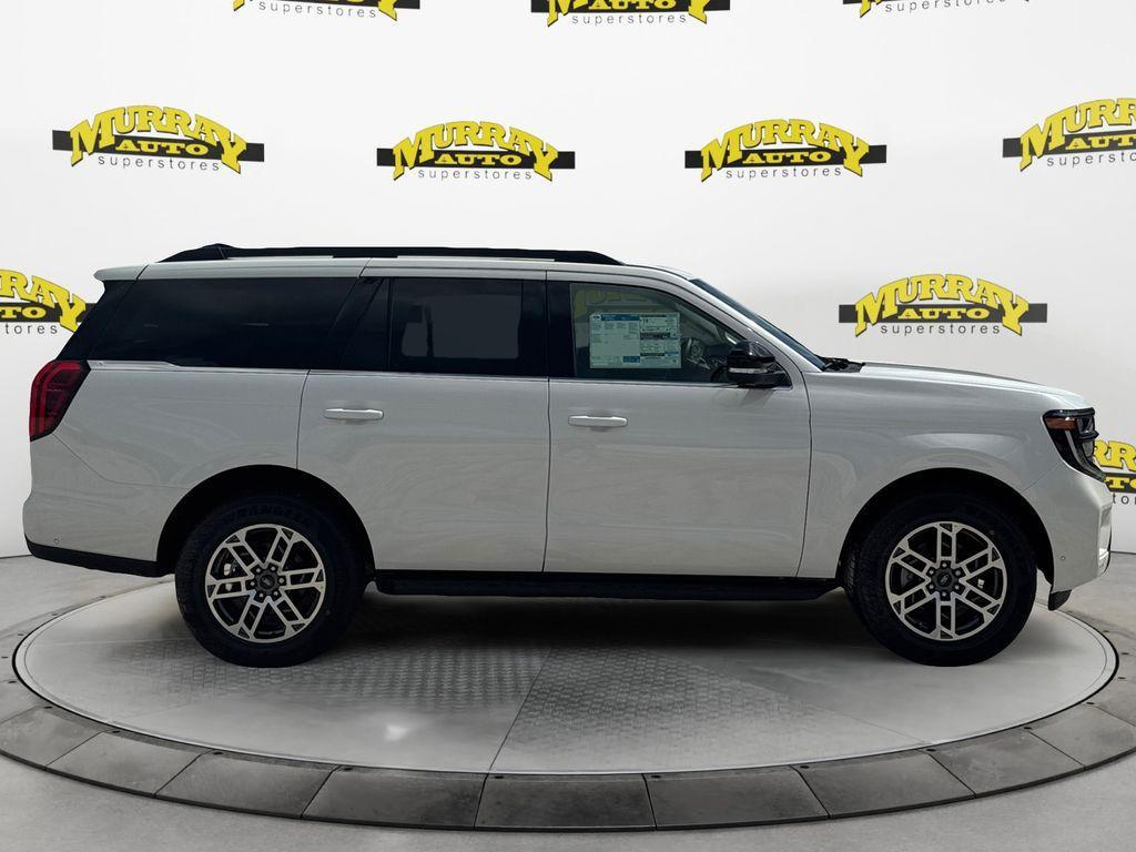 new 2025 Ford Expedition car, priced at $71,285