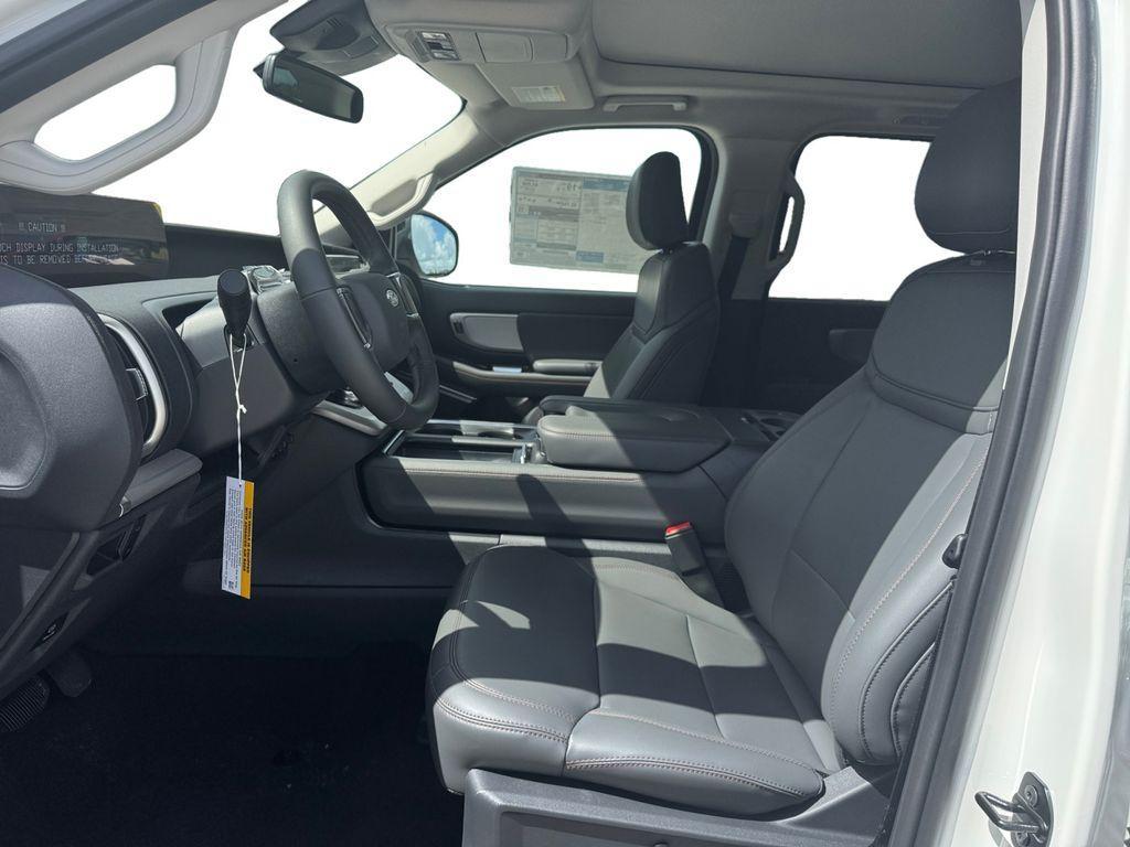 new 2025 Ford Expedition car, priced at $71,285