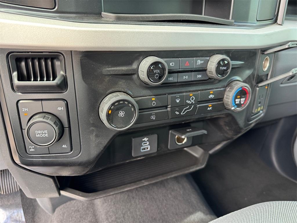 new 2025 Ford F-250 car, priced at $71,046