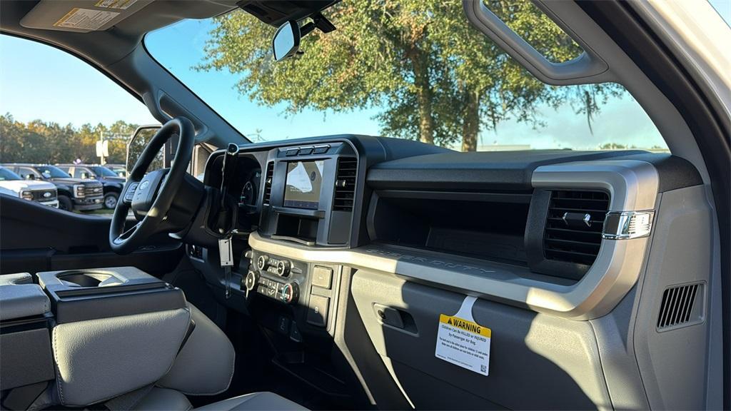 new 2024 Ford F-250 car, priced at $65,791