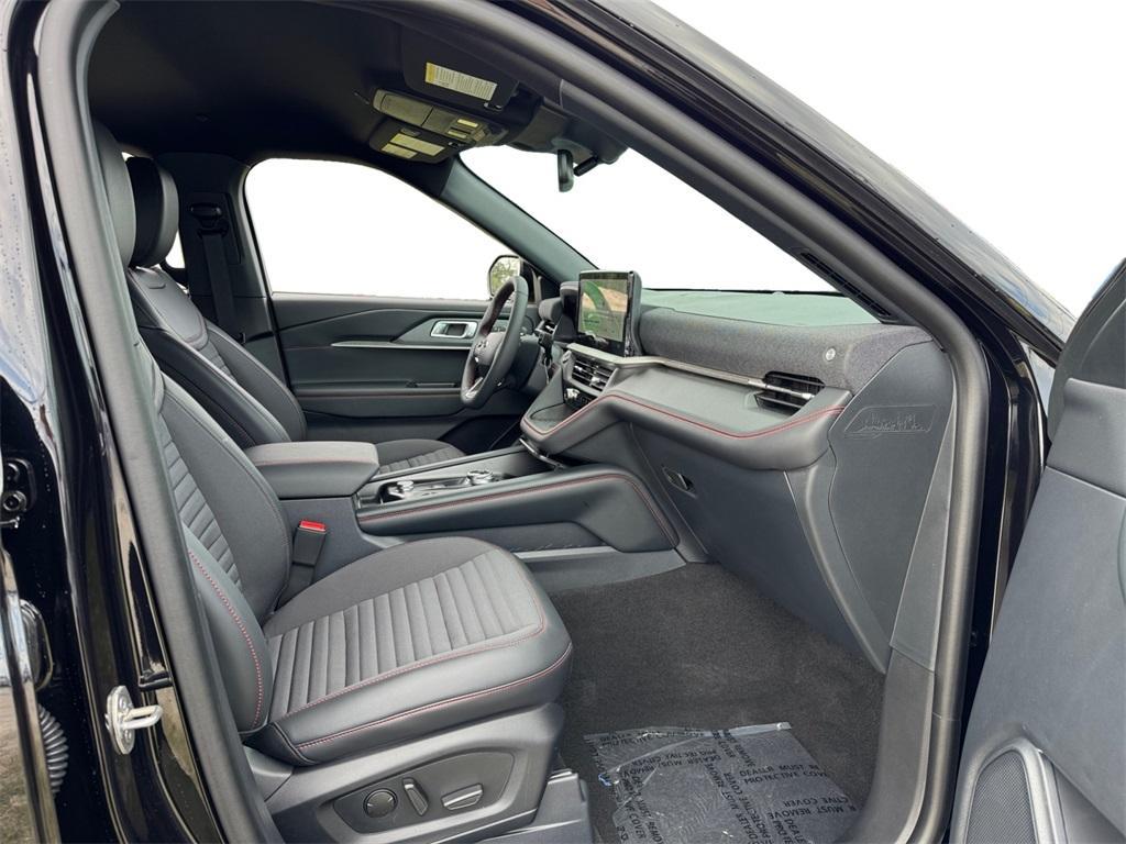 new 2025 Ford Explorer car, priced at $48,545