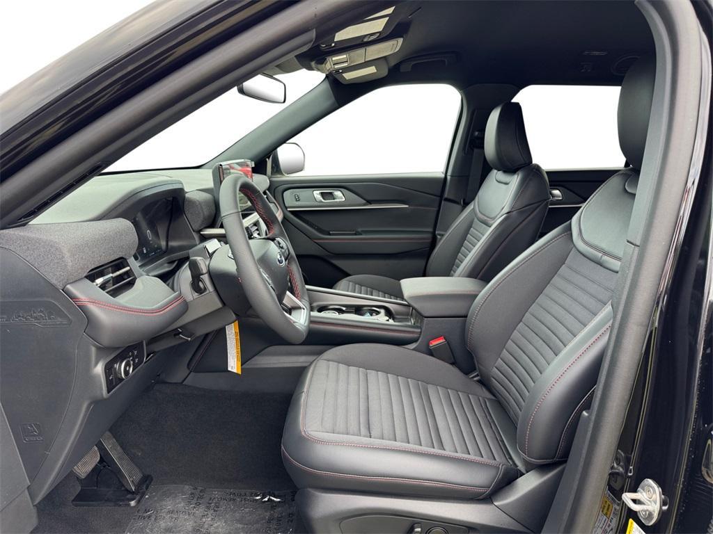 new 2025 Ford Explorer car, priced at $48,545