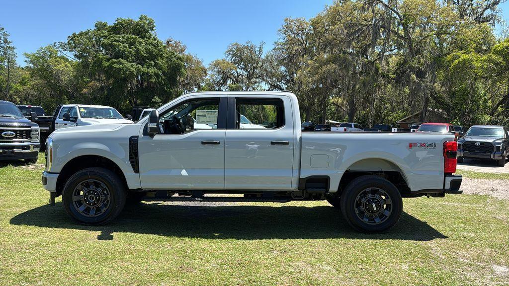 new 2025 Ford F-250 car, priced at $58,900