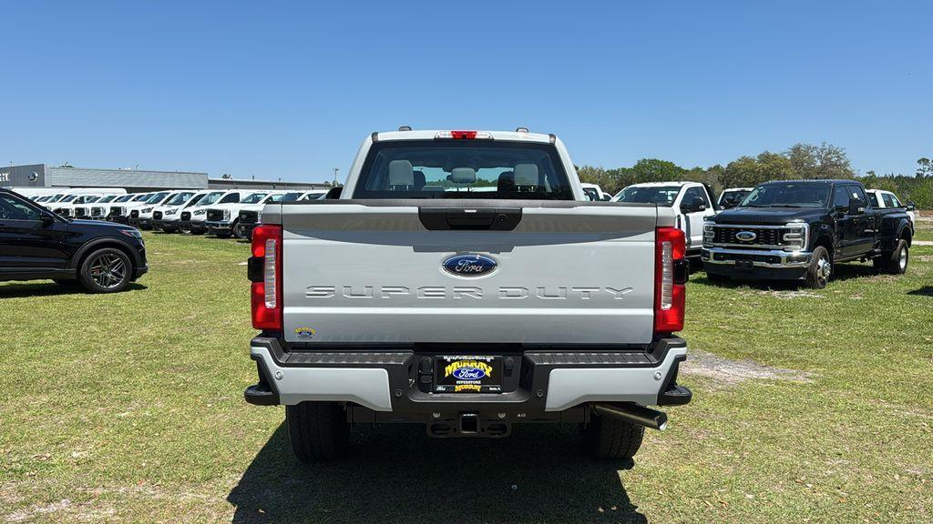 new 2025 Ford F-250 car, priced at $58,900