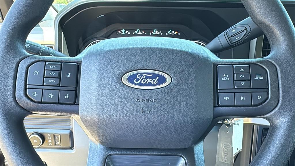 new 2025 Ford F-250 car, priced at $63,395