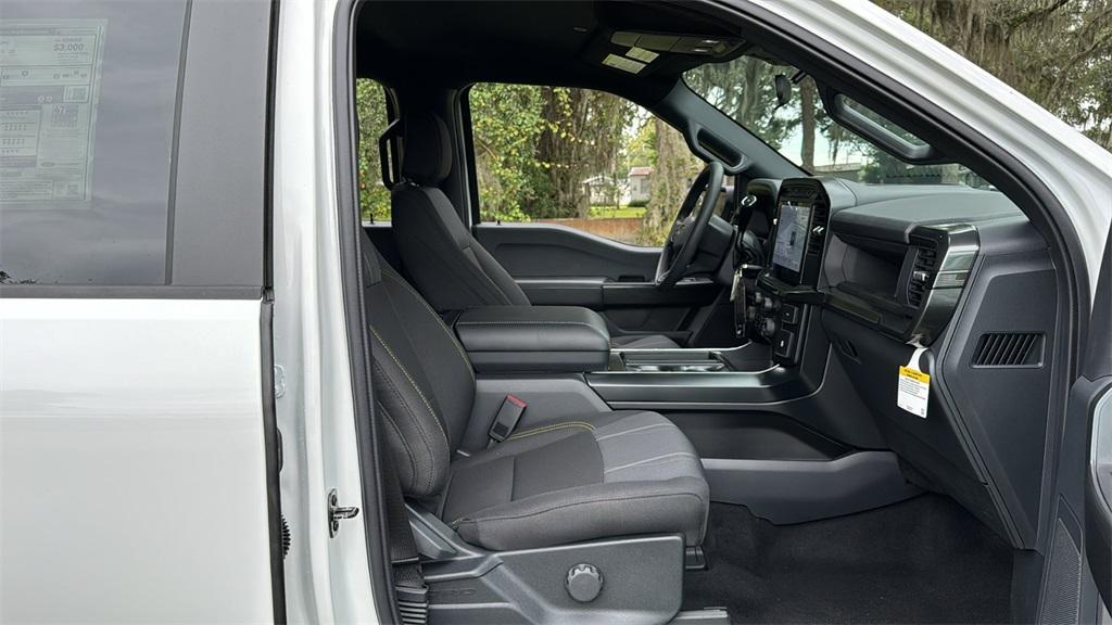 new 2024 Ford F-150 car, priced at $47,430