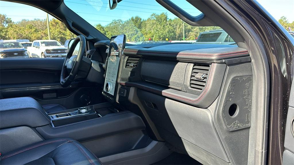 new 2024 Ford Expedition car, priced at $74,178