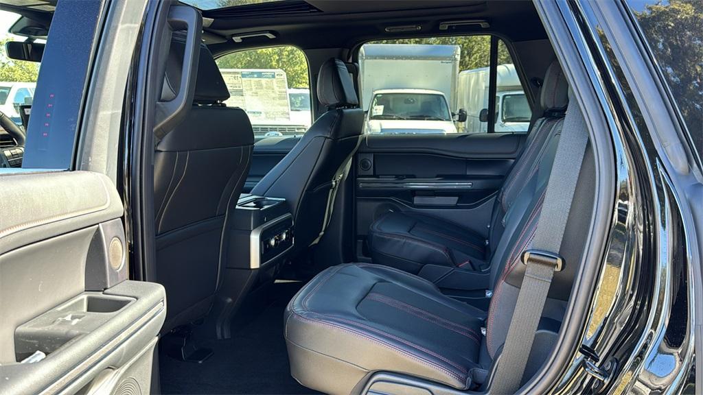 new 2024 Ford Expedition car, priced at $74,178